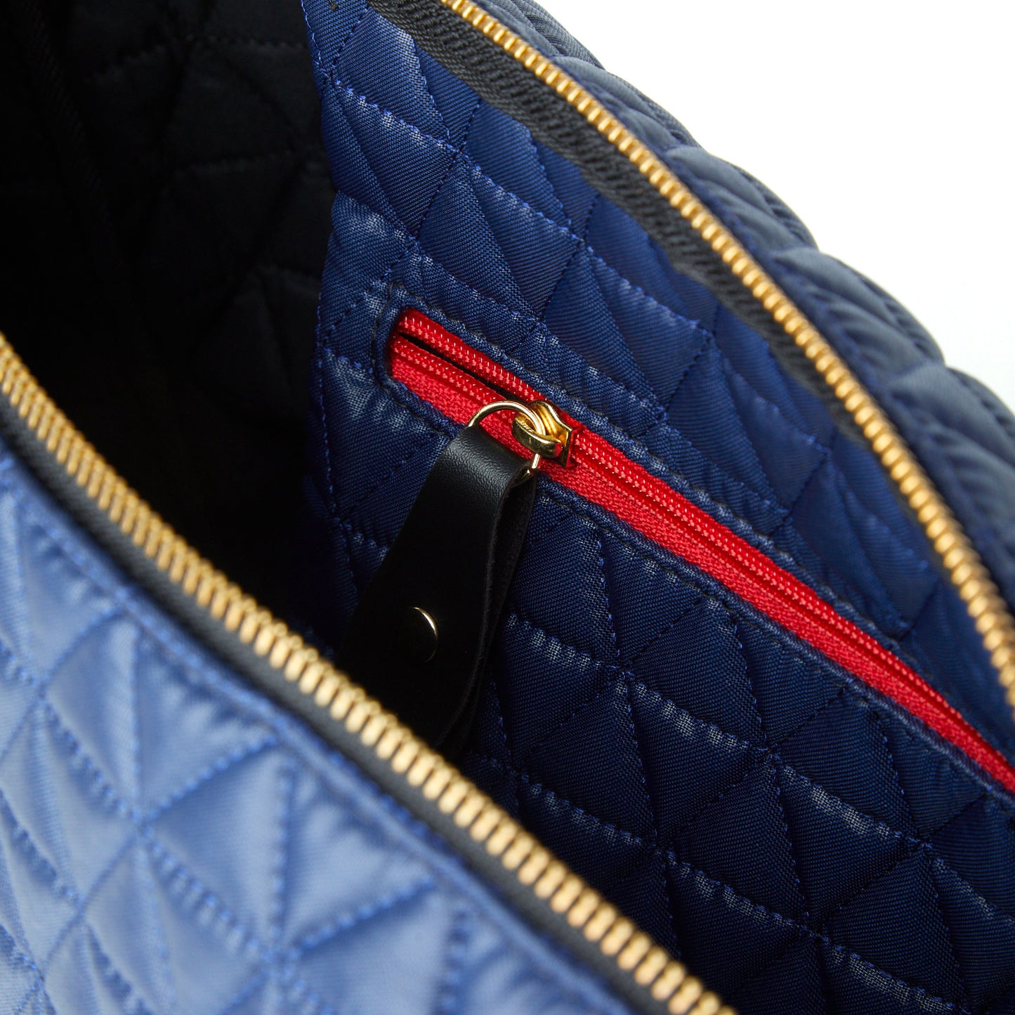 Bolsa Matelassê Media Azul Marinho