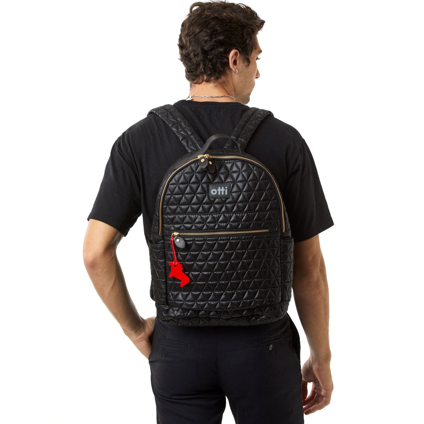 Mochila Media Matelassê Preto