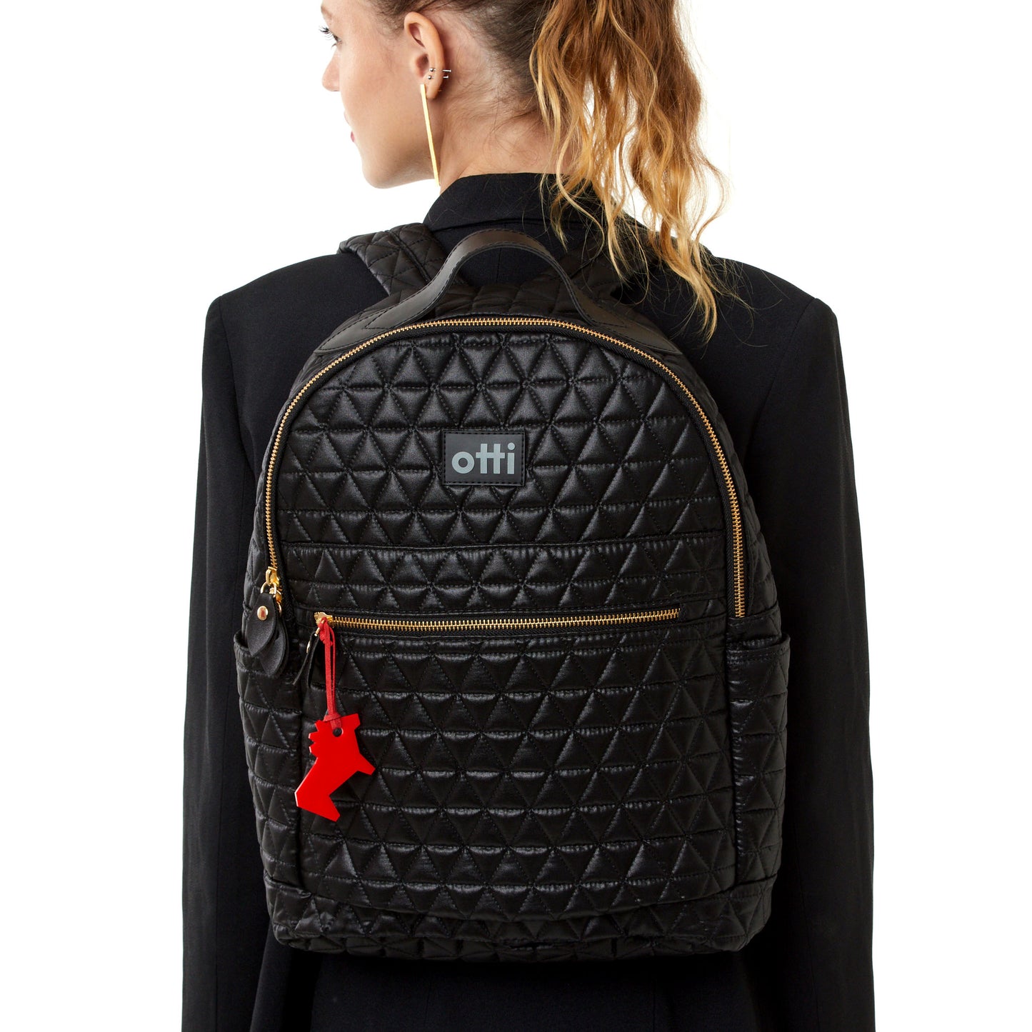 Mochila Media Matelassê Preto