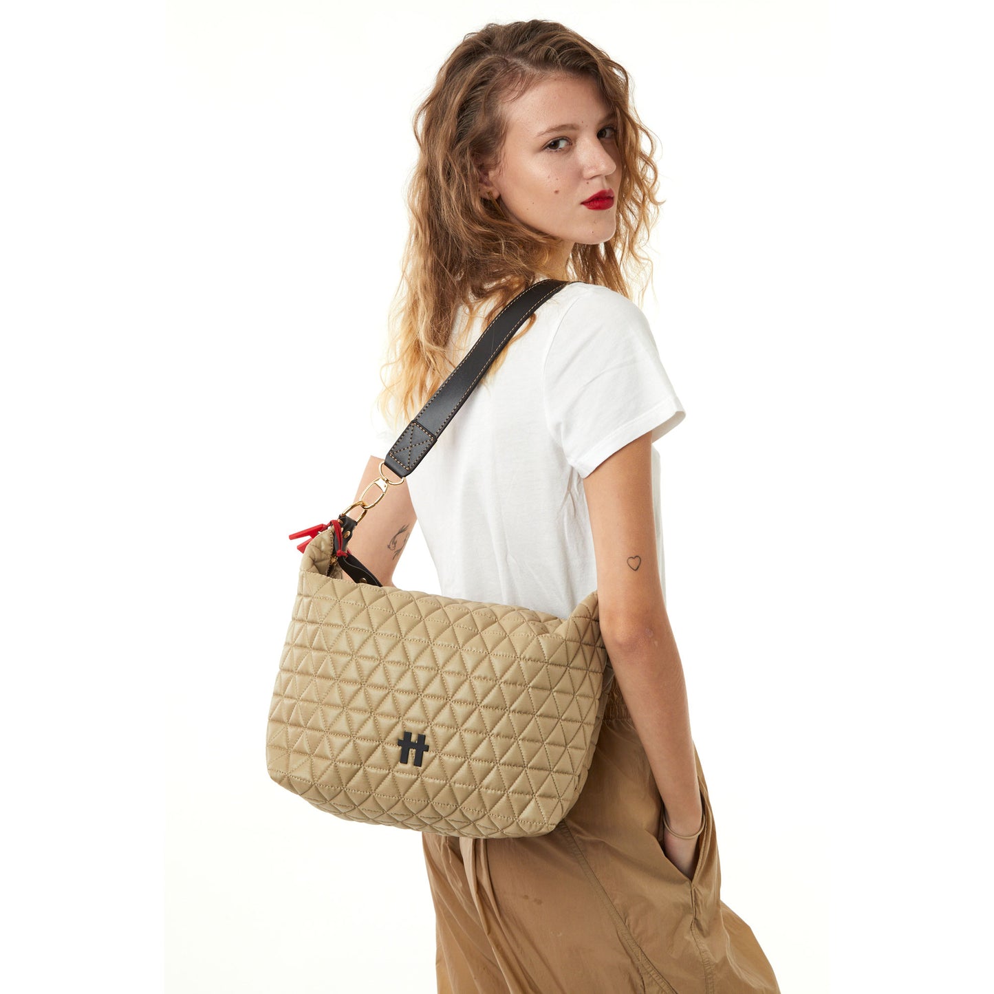Bolsa Matelassê Media Khaki