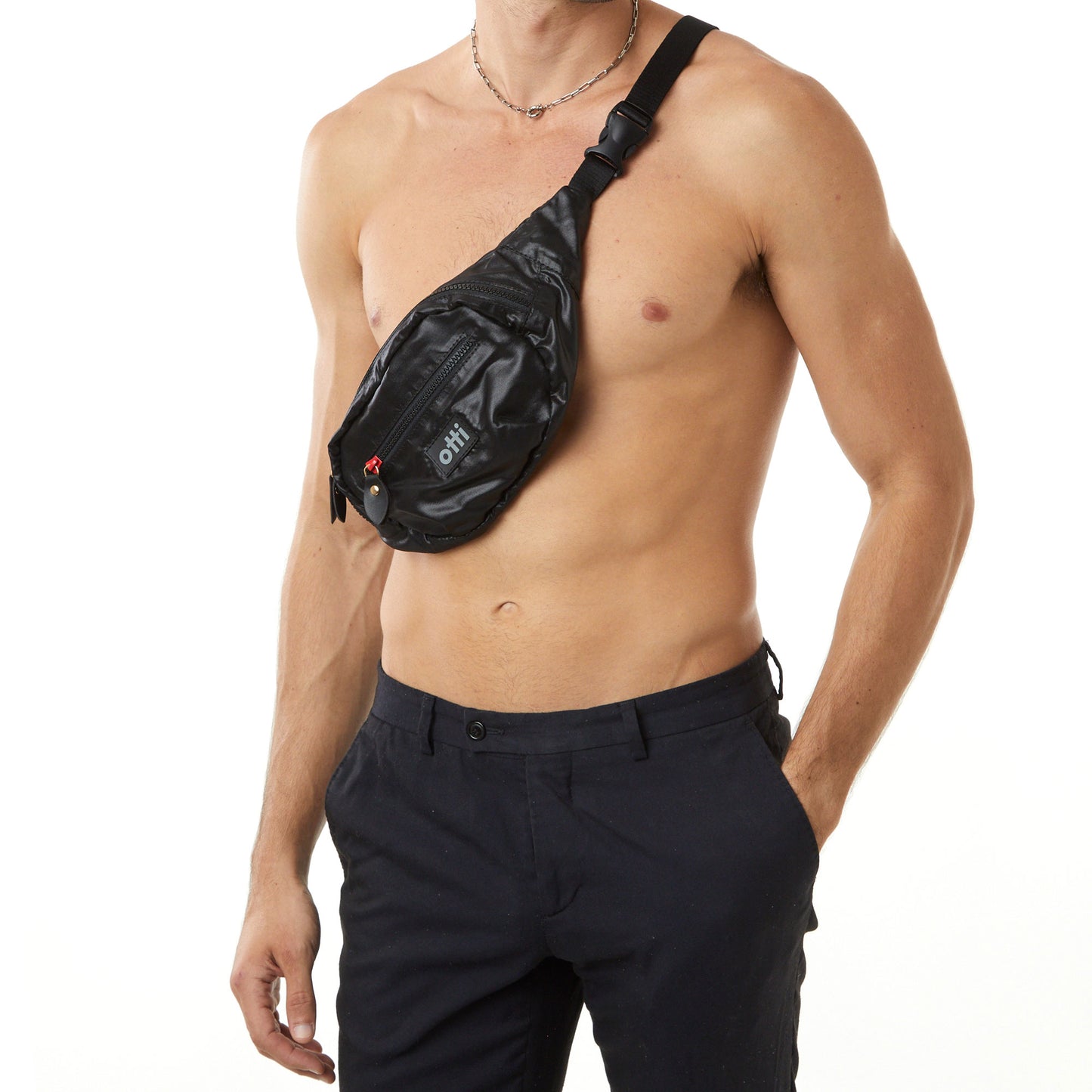 Pochete Nylon Preto