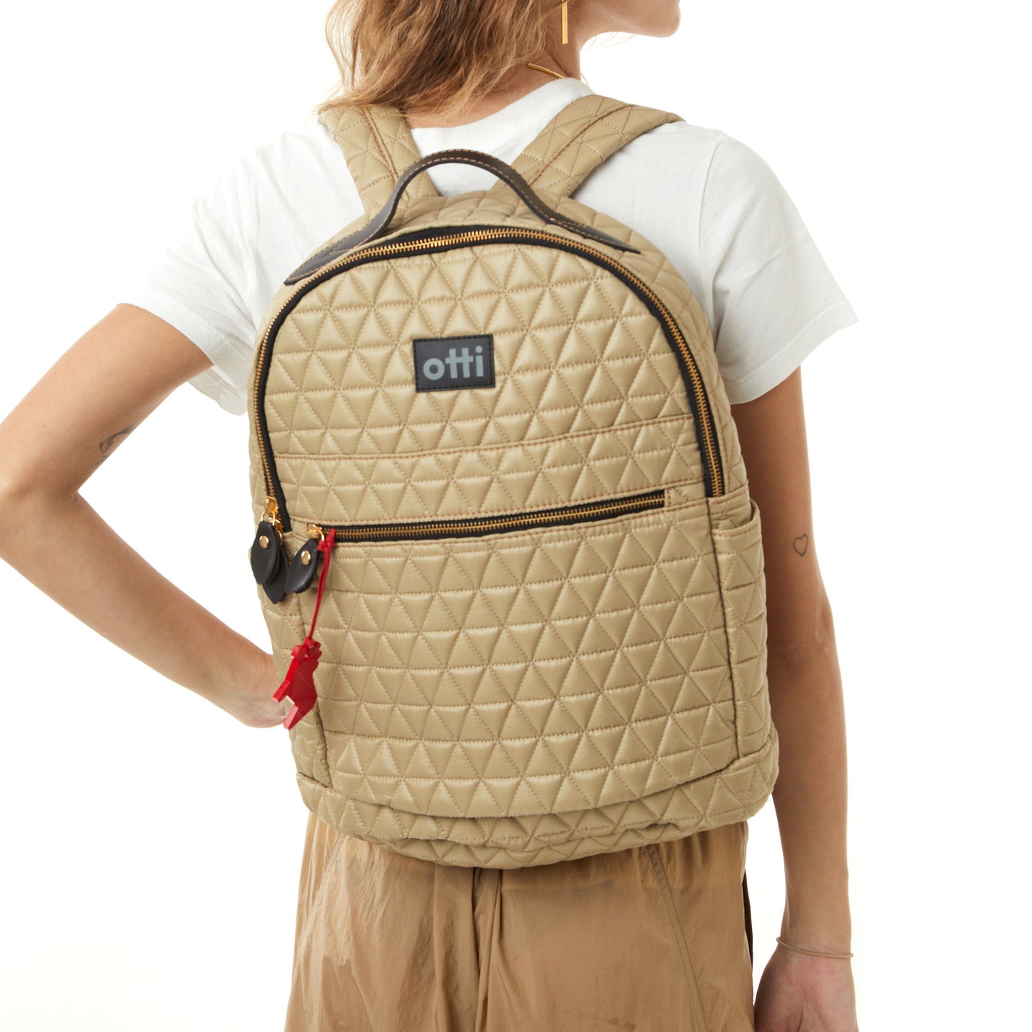 Mochila Media Matelassê Khaki